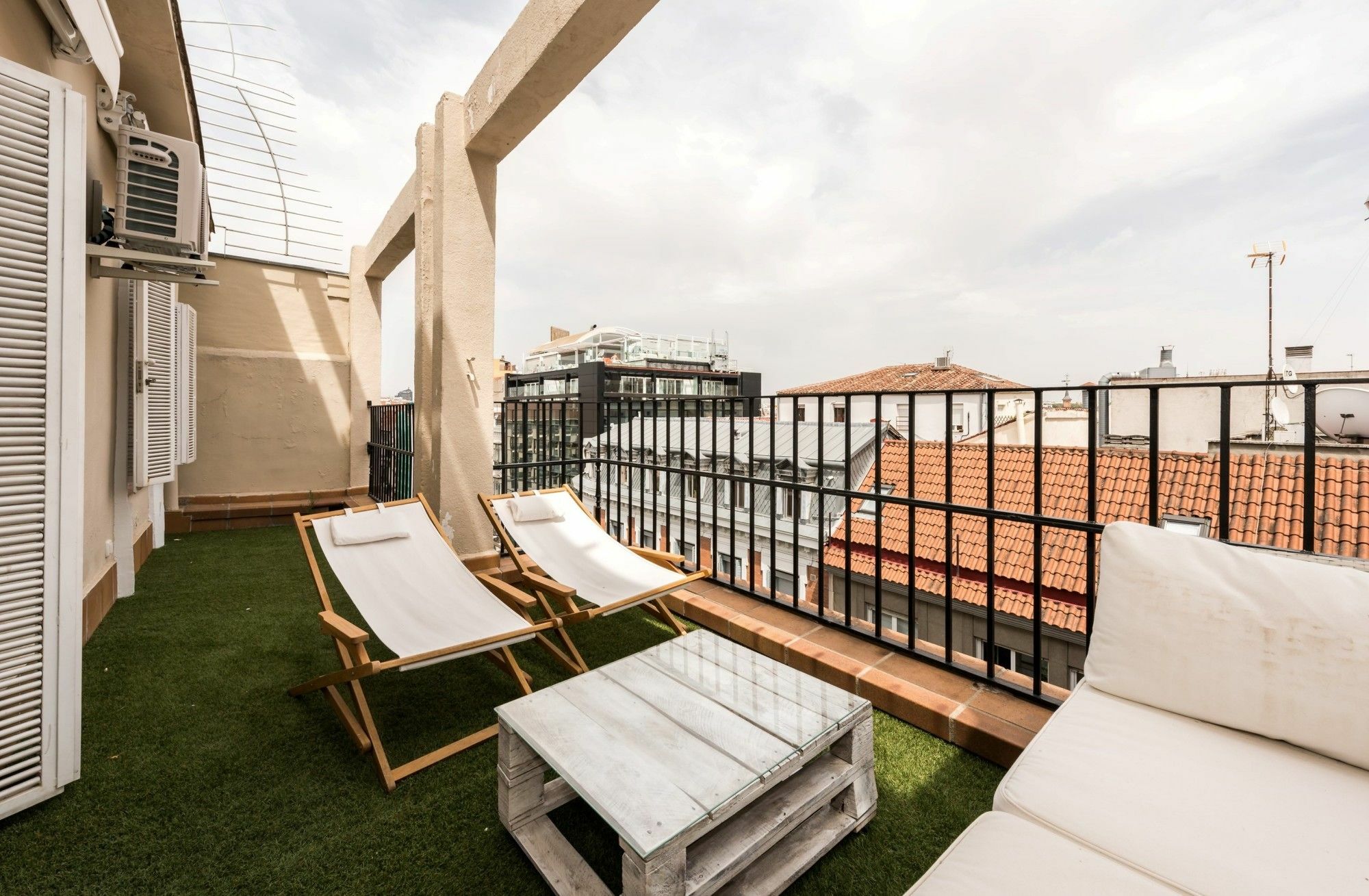 Gran Via Terrace City Center Madryt Zewnętrze zdjęcie