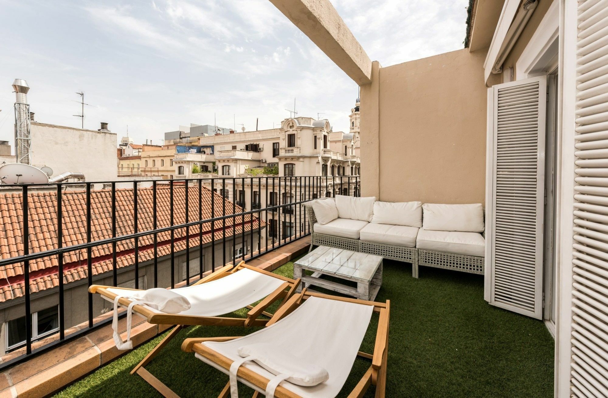 Gran Via Terrace City Center Madryt Zewnętrze zdjęcie